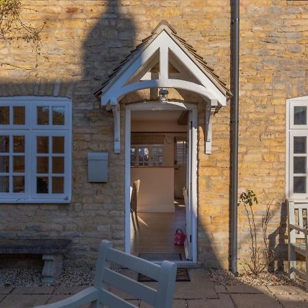 Jasmine Cottage - 2 Bedroom In Heart Of Bourton! Exterior foto