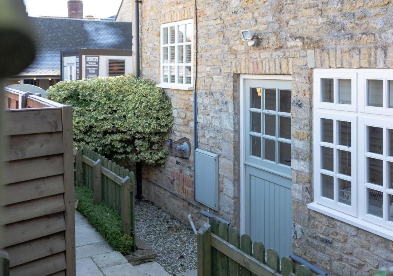 Jasmine Cottage - 2 Bedroom In Heart Of Bourton! Exterior foto