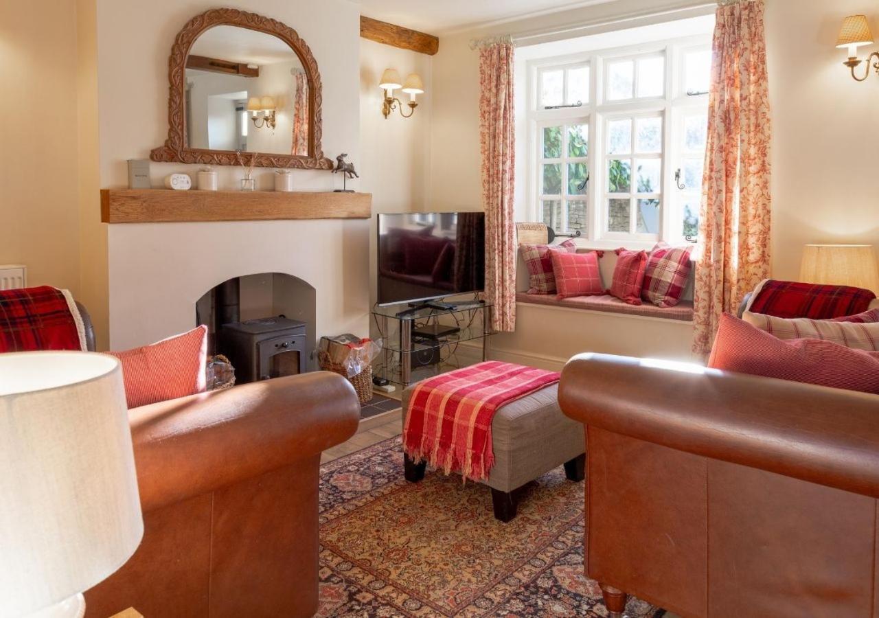 Jasmine Cottage - 2 Bedroom In Heart Of Bourton! Exterior foto