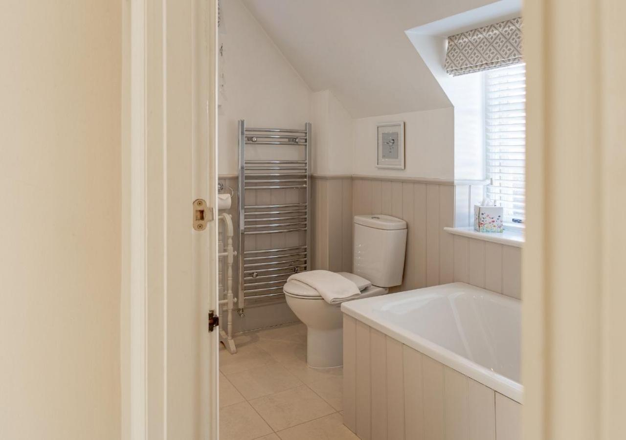 Jasmine Cottage - 2 Bedroom In Heart Of Bourton! Exterior foto